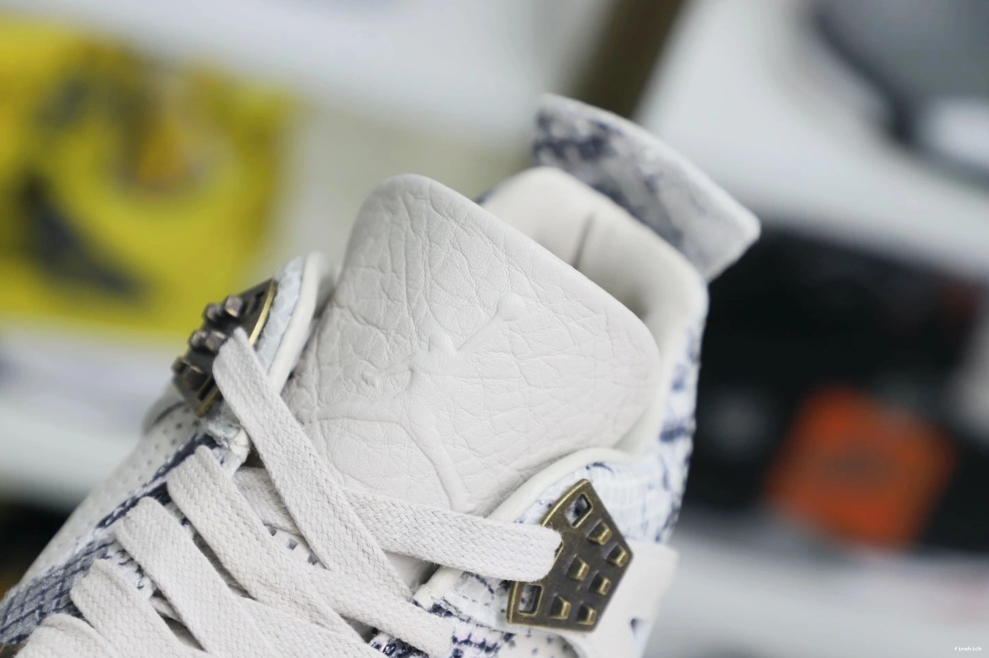 Jordan retro 4 Air snakeskin Jordan 0808